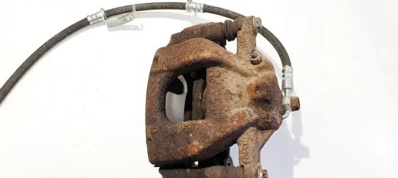 Toyota Auris 150 Front brake caliper