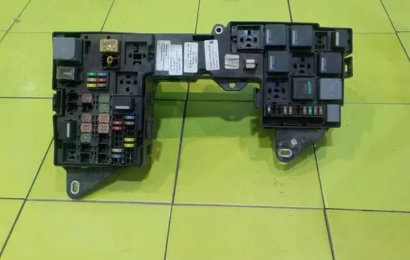 Jaguar XF X250 Fuse box set AX2314290AGA BEZPIECZNIKOW