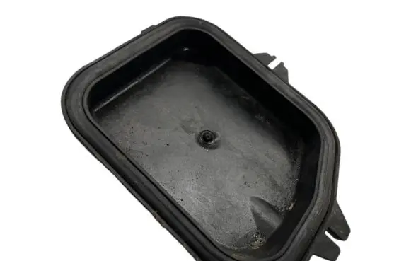 Headlight/headlamp dust cover