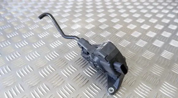 Toyota Yaris XP210 Accelerator throttle pedal 78110K0020