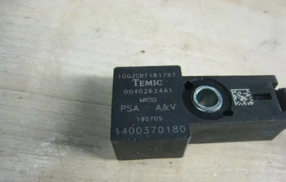 Peugeot 1007 Airbag deployment crash/impact sensor 1400370180