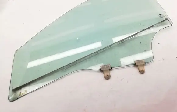 Hyundai Kona I Front door window glass four-door