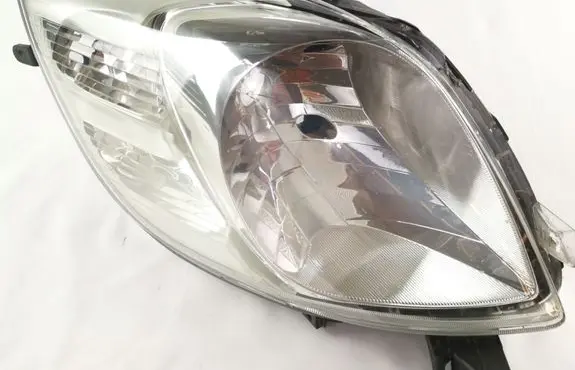 Toyota Yaris Headlight/headlamp 89900737 811500D120 811500D1206867