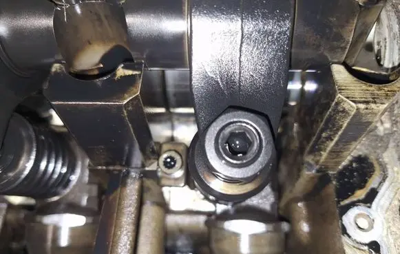 Skoda Octavia Mk2 (1Z) Fuel injector