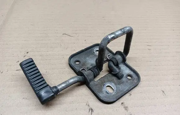 Skoda Citigo Engine bonnet/hood lock/latch loop/hook 1S0823186