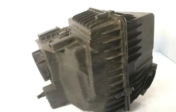 Citroen DS5 Air filter box 9653388980