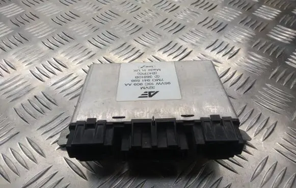 Volkswagen Sharan Comfort/convenience module 95VW10C909AA
