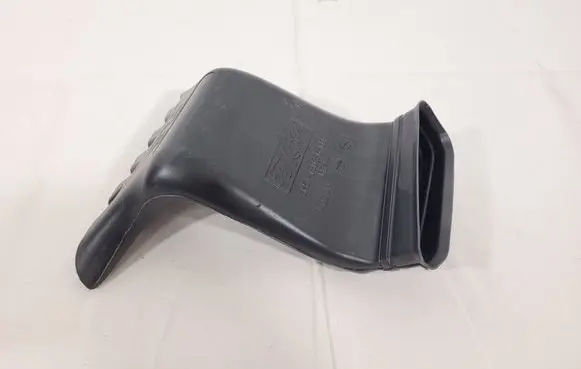 Ford C-MAX I Air intake hose/pipe 3M5118D236bd D2L4A