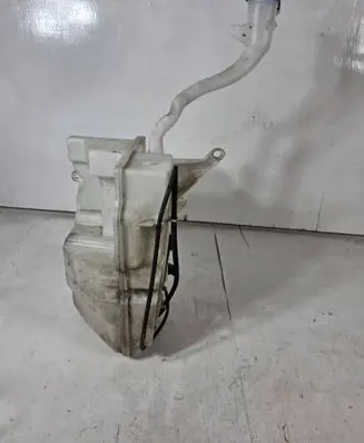 Volvo XC60 Windshield washer fluid reservoir/tank 30753424