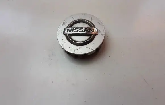 Nissan Navara Original wheel cap NSB2701021