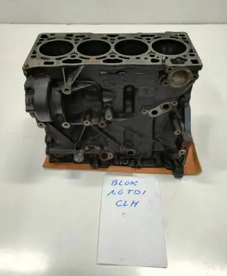 Volkswagen Golf VII Engine block 04LA 04L023A CLH