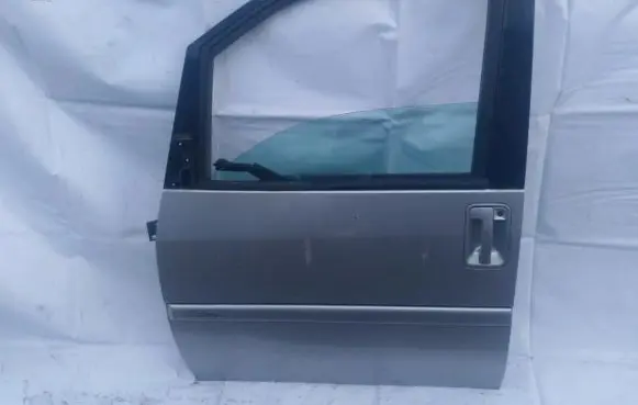 Peugeot 806 Front door pilka