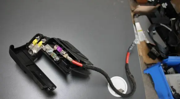 Volkswagen Transporter - Caravelle T6 Fuse module 7L6915469A