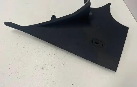 Mercedes-Benz C W205 (C) pillar trim A2056906704
