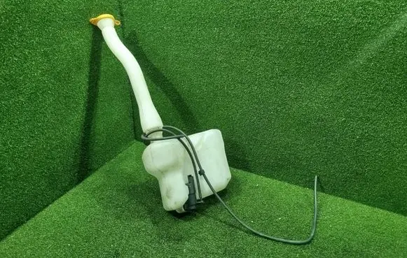 Renault Master III Windshield washer fluid reservoir/tank 2891000023R