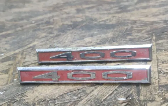 Buick LeSabre Fender model badge letters 1371842
