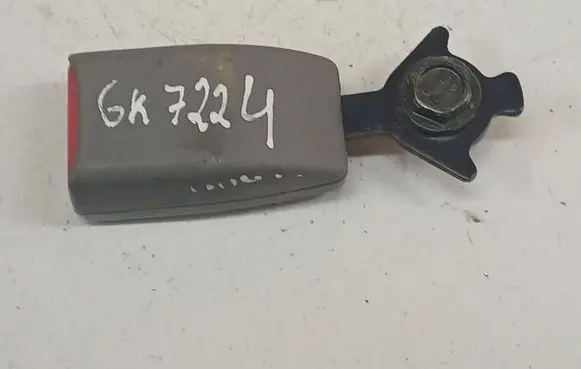 Mazda Premacy Rear seatbelt buckle
