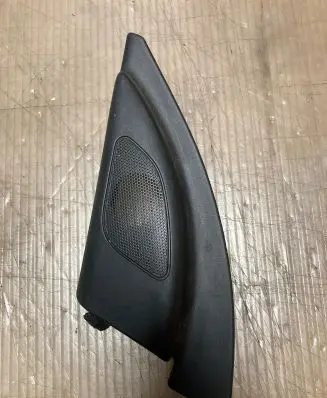Side speaker trim/cover