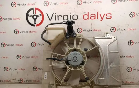 Toyota Yaris Radiator cooling fan shroud 4227504973