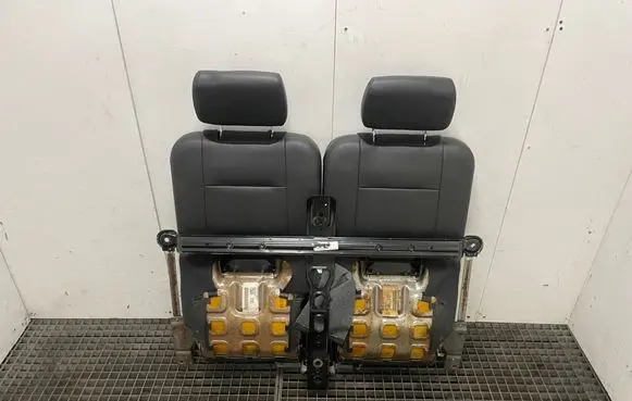 Ford Explorer Rear seat 724958101