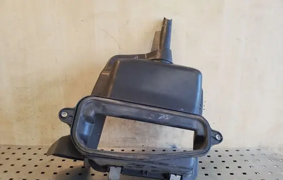 Mercedes-Benz ML W164 Cabin air duct channel 1648300640