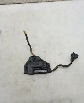 Coolant fan relay