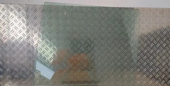 Toyota Land Cruiser (J120) Rear door window glass 43R00122