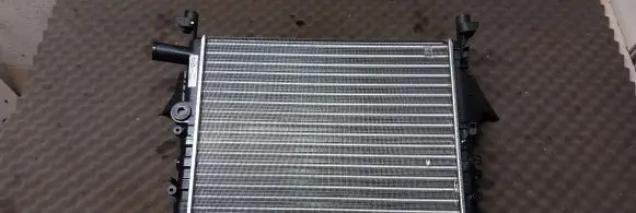 Renault Twingo I Coolant radiator 63856