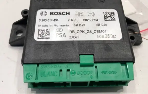 Peugeot 3008 II Parking PDC control unit/module 9835626980