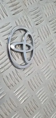 Toyota RAV 4 (XA20) Manufacturers badge/model letters 