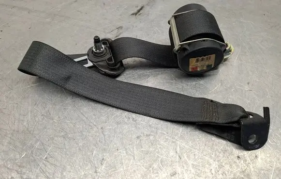 Opel Astra H Rear seatbelt 13296215 13296175