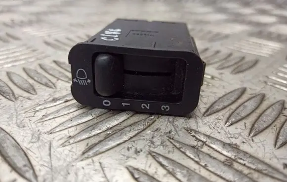 Honda Civic Headlight level adjustment motor M10588
