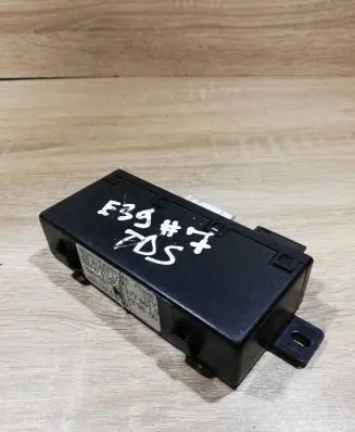 BMW 5 E39 Door control unit/module 8377601