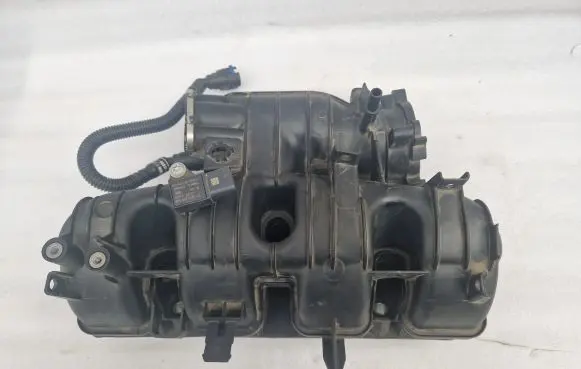Ford Explorer VI Intake manifold LB5E9424AC LB5E6K817CA 0261230496