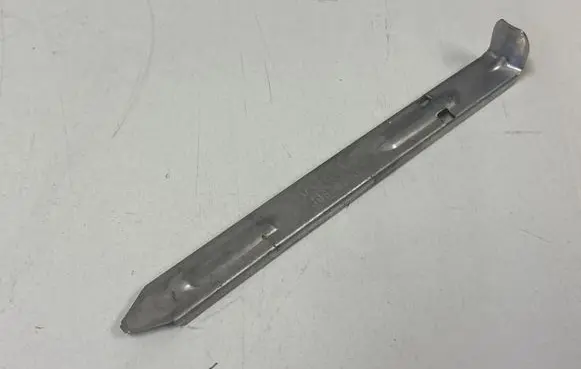 Volvo XC70 Headlight/headlamp mounting bracket 30678340