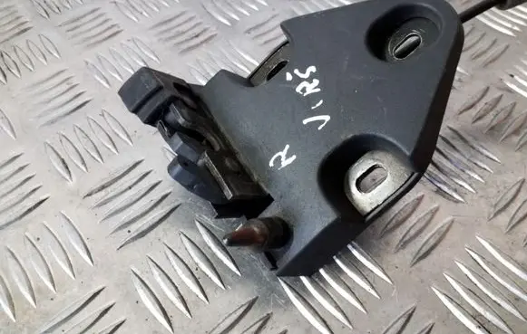 Loading door lock
