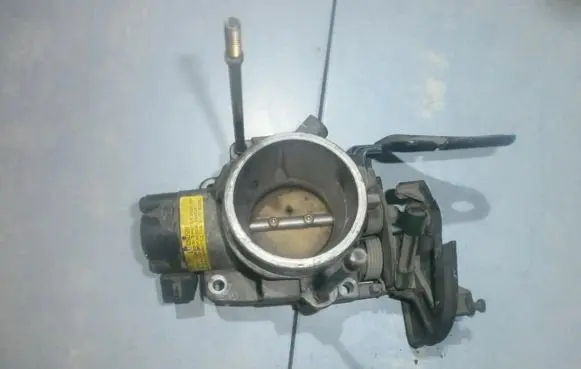 Ford Mondeo MK I Throttle valve 958fva