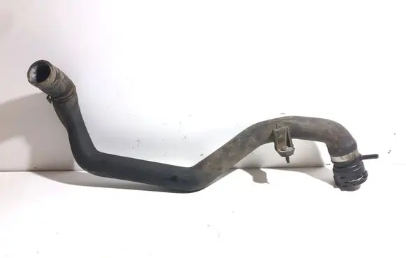 Volkswagen Touareg II Engine coolant pipe/hose 7P6122101K KA4128078