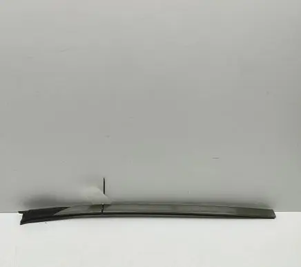 BMW X6 G06 Windshield trim 7465340