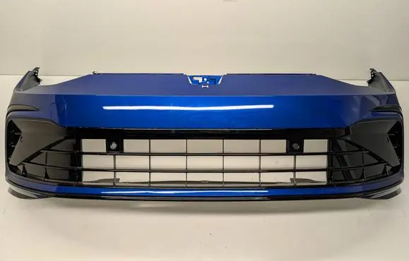 Volkswagen Golf VIII Front bumper 5H0807221