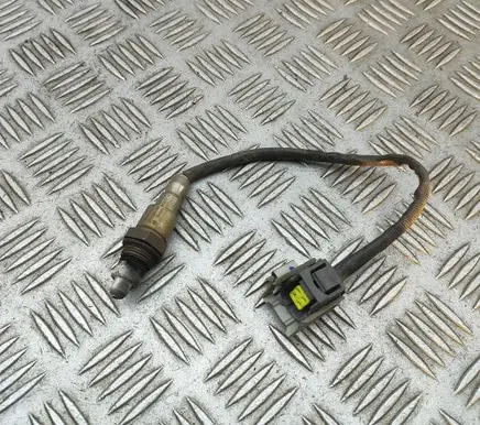 Mercedes-Benz CLA C117 X117 W117 Lambda probe sensor A0075426318 0258030007