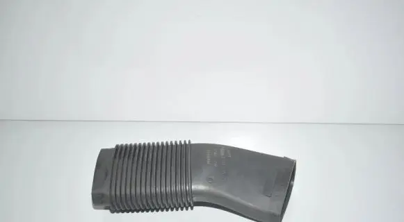 BMW X3 F25 Air intake hose/pipe 7811018 13717811018