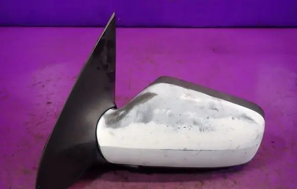 Opel Astra G Front door electric wing mirror 