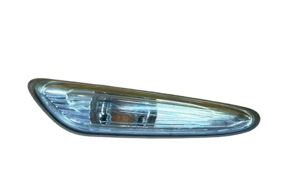BMW X3 E83 Front fender indicator light 3418446