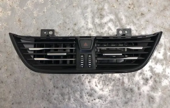 Dash center air vent grill