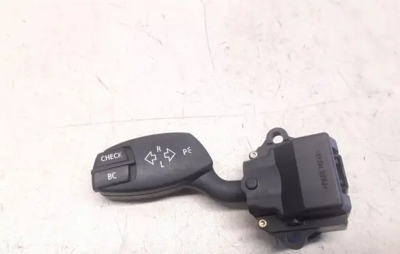 BMW 5 E60 E61 Indicator stalk 6924103b 191203192 01106720