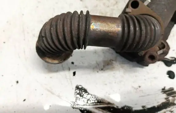 Opel Astra H EGR valve line/pipe/hose