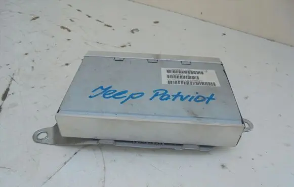 Jeep Patriot Sound amplifier 05064118AJ