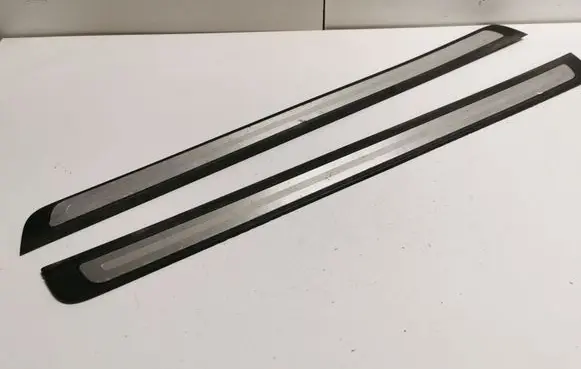 Audi A5 8T 8F Front sill trim cover 8T0853374 8T0853373