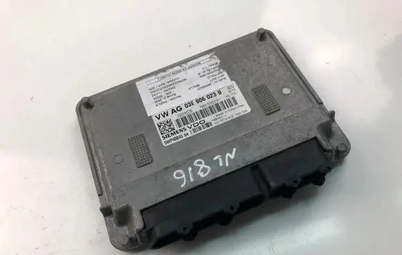 Volkswagen Polo V 6R Engine control unit/module ECU 03E906023B